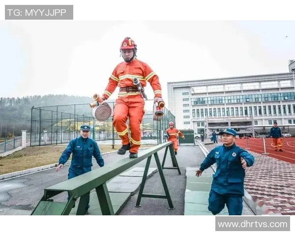 重庆篮球队的耐力之道：探索球队背后的坚持与拼搏精神
